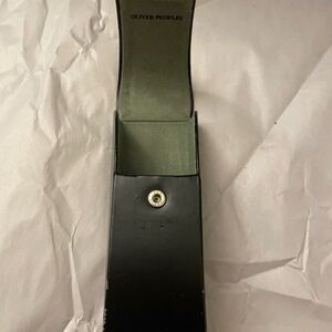 OLIVER PEOPLES SUNGLASSES/GLASSES HARD LEATHER CASE